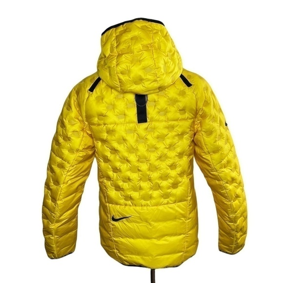 Nike Sportswear Yellow Tech Pack Goose Down Filled Puffer Hooded Jacket - Picture 6 of 16